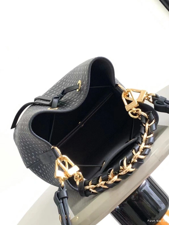 First bag ru NÉONOÉ VUITTON BB LOUIS 0710